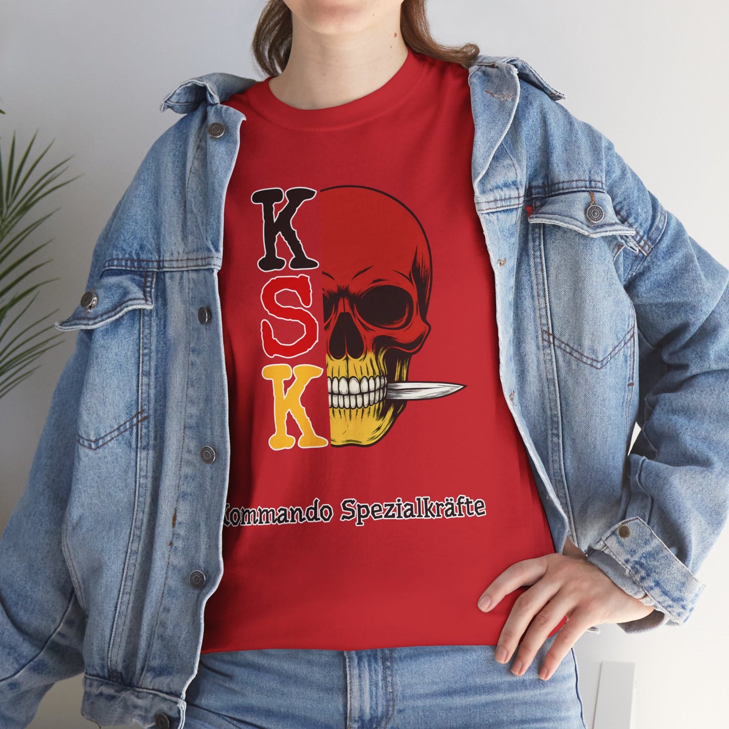 "Maglietta KSK Kommando Spezialkraft - Stile militare autentico per veri appassionati"