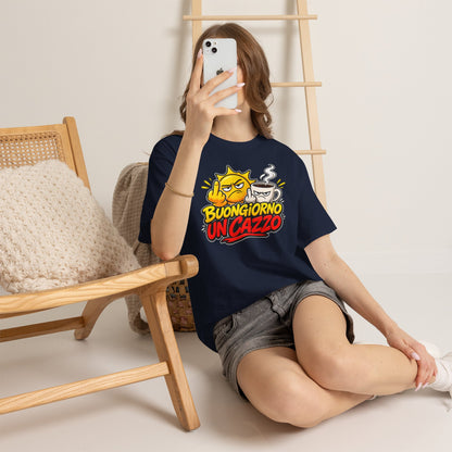 Maglietta Ironica "Buongiorno Un Cazzo" | T-Shirt Divertente Caffè e Sarcasmo