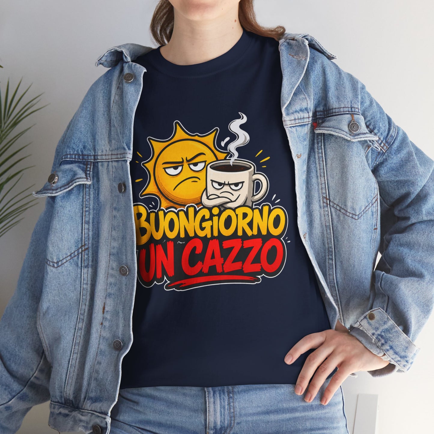 Maglietta Ironica "Buongiorno Un Cazzo" | T-Shirt Divertente con Sole e Caffè | Idea Regalo Uomo Donna