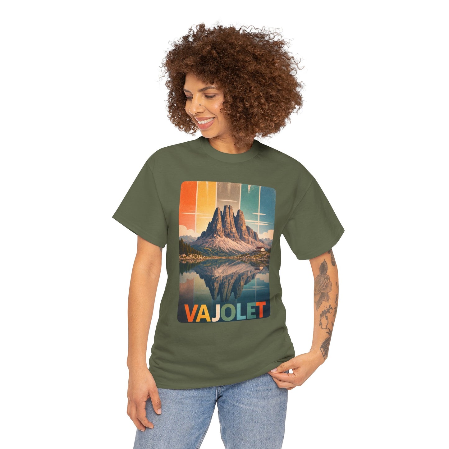 Dolomiti T-shirt, Torri del Vajolet Maglietta, Montagna Alpina Vintage, Paesaggio Lago, Idea Regalo Trekking