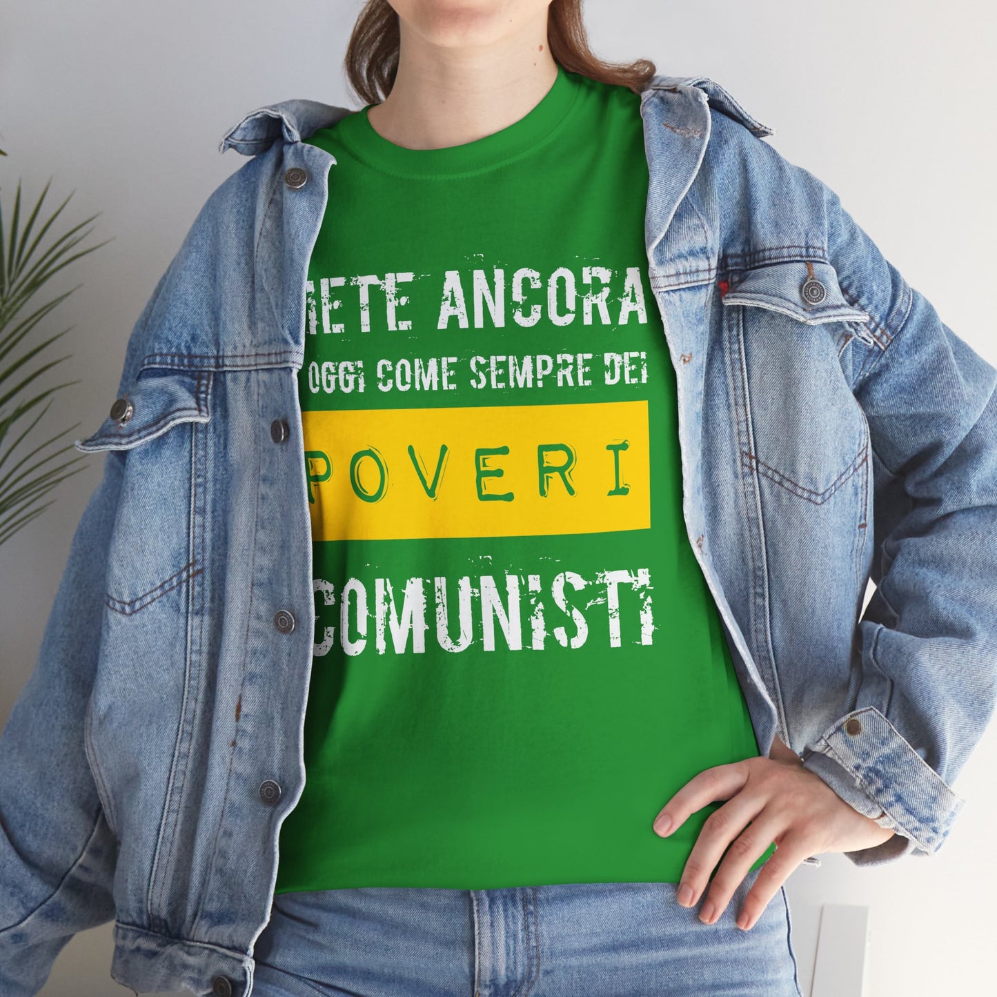 Maglietta Ironica Anticomunista | "Siete Ancora e Oggi Come Sempre Dei Poveri Comunisti" | Idea Regalo Divertente