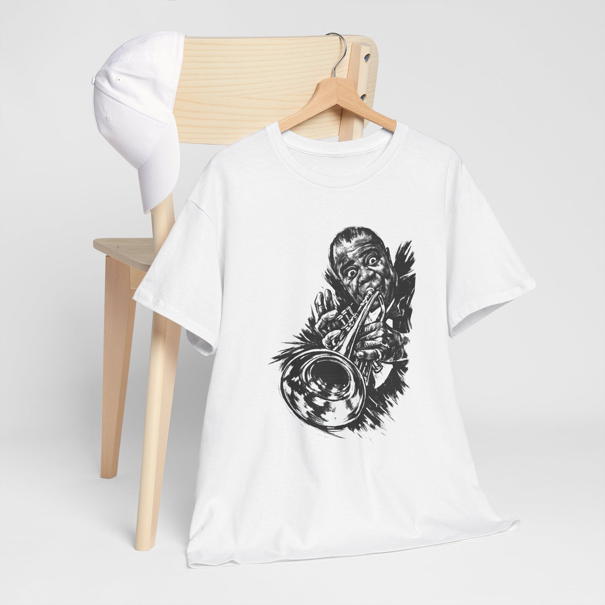 Louis Armstrong Jazz T-Shirt - Maglietta Jazz Tromba | Vintage Jazz Music Tee | Regalo per Amanti del Jazz | Musician Shirt